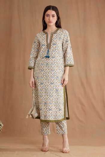 Nikasha Placket Embroidered Kurta & Pant Set 