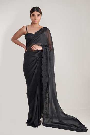 Pooja Bagaria Lace Border Saree With Blouse 