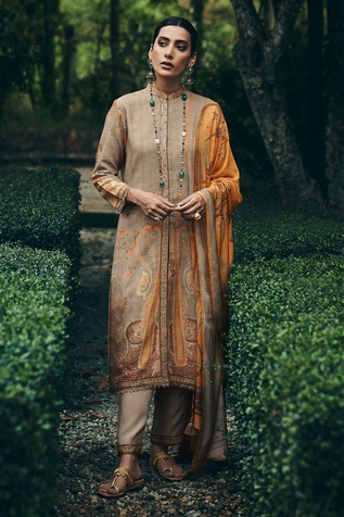 Label Varsha Paisley Printed Kurta Set