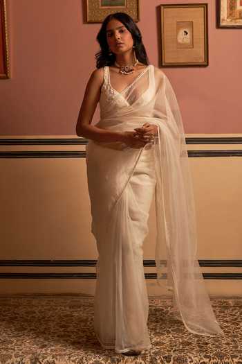 Zoon Border Embroidered Saree With Blouse 