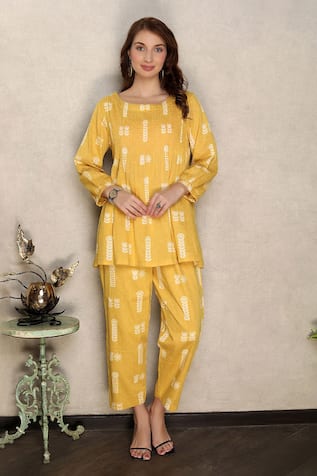 Printed Top & Pant Set 