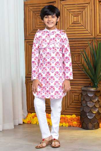 Free Sparrow Raspberry Jaipuri Floral Print Pathani Kurta Set 