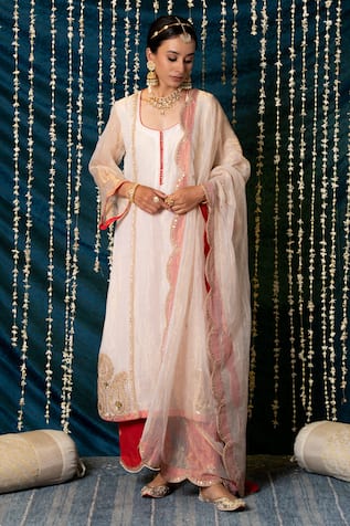 Kanak Embroidered Kurta Farshi Pant Set 