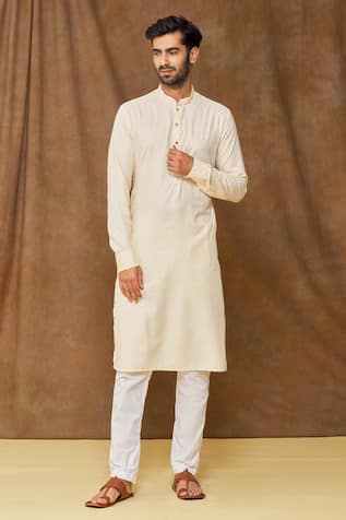 Samyukta Singhania Spike Pattern Straight Kurta 