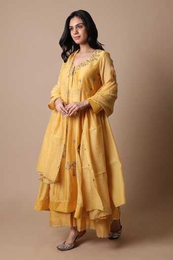 Rhua Afra Zari Embroidered Anarkali Set 