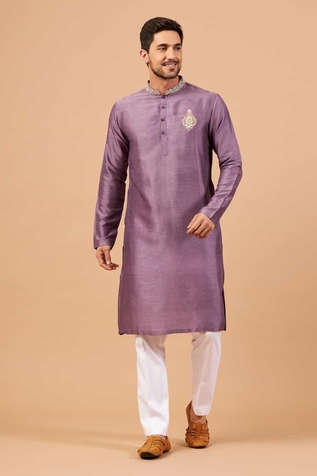 Hilo Design Inara Mandarin Collar Embroidered Kurta Set