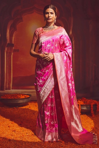 Paaprika Hibiscus Banarasi Handwoven Silk Saree