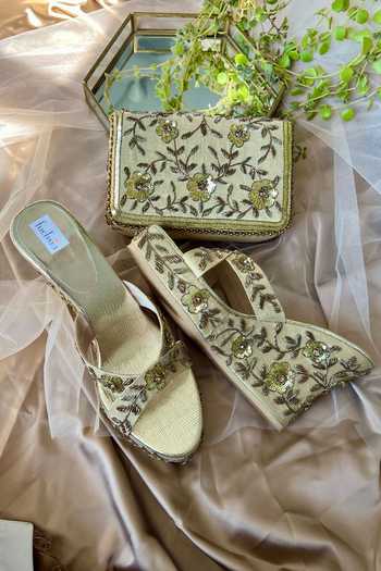 Fuchsia by aashaka mehta Royal Bride Wedges & Clutch Set 