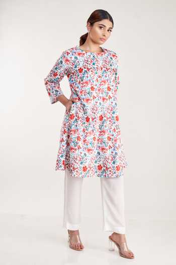 Pooja Bagaria Square Neck Kurta & Pant Set 