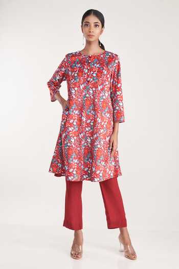 Pooja Bagaria Floral Print Round Neck Kurta & Pant Set 