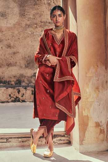 Taisha Embroidered Silk Velvet Kurta Dhoti Pant Set 