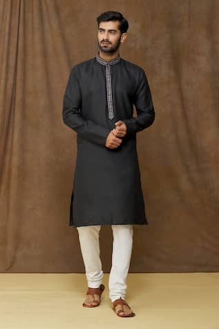 Samyukta Singhania Thread Embroidered Placket Kurta 