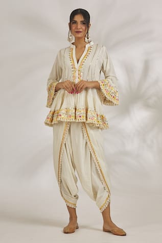 Gopi Vaid Yara Sequin & Thread Embroidered Kurta With Dhoti Pant 