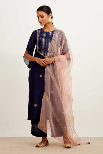 Devnaagri Hand Embroidered Kurta Set 
