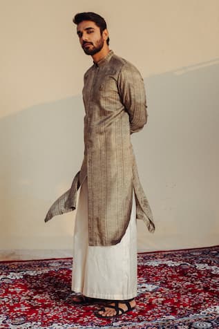 Overlap Placket Kurta Set 