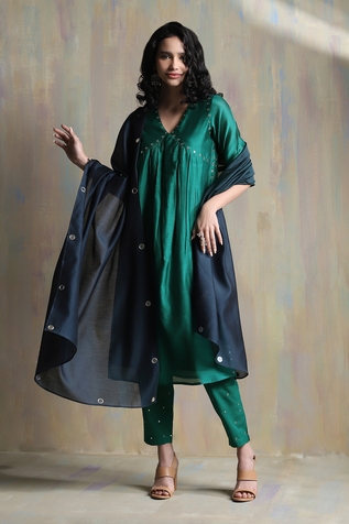 Charkhee Mirror Embroidered Chanderi Kurta Set