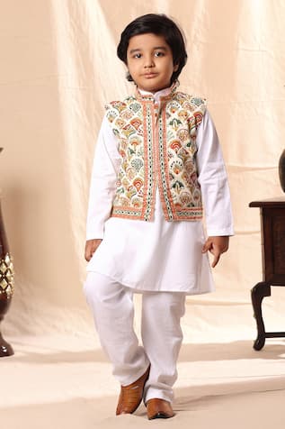 White Printed Kurta Set With Nehru Jacket 