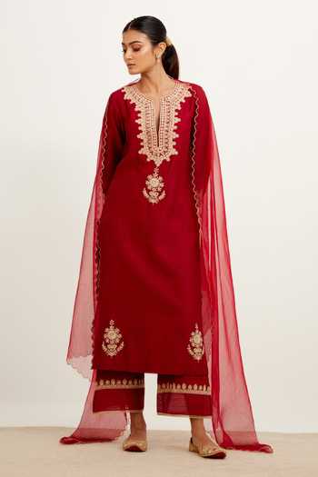 Devnaagri Dori Embroidered Kurta Set 