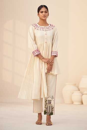 Hirika & Dhruti Hand Embroidered High Low Kurta & Pant Set 