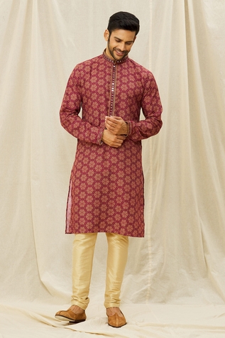 Naintara Bajaj Digital Print Straight Kurta Set