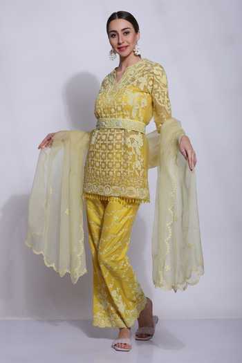 Sonali Gupta Silk Embroidered Kurta Pant Set 
