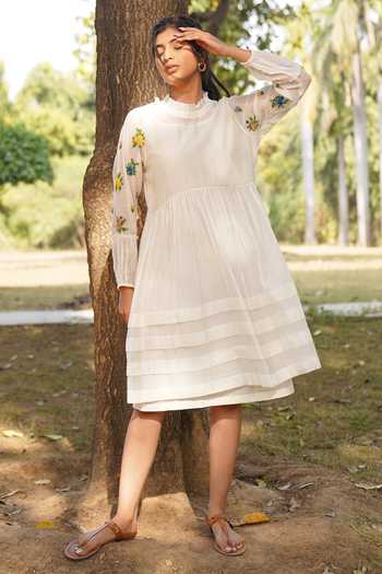 Dhaari Floral Thread Work Dress 