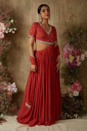 Ria Shah Label Cut-Out Anarkali With Pearl Tasselled Dupatta 