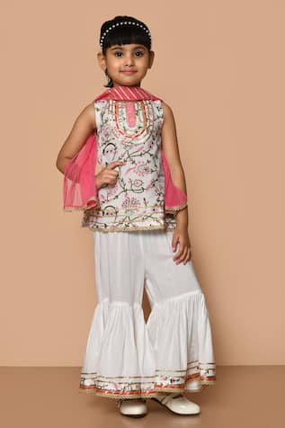 Pankhuri By Priyanka Sleeveless Printed Kurta Gharara Set 