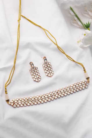 Kundan Embellished Choker Set 
