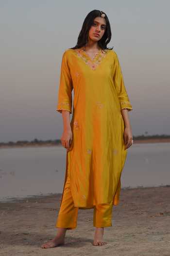 Tatwa Yellow Hand Embroidered Kurta Set 