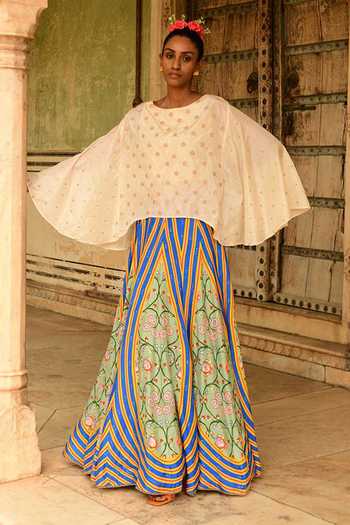 Swati Vijaivargie Deewani Silk Lehenga 