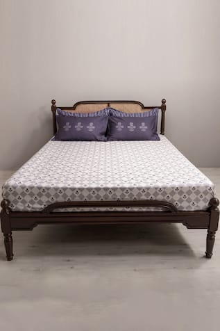 The Bageecha Floral Print Bedsheet Set 