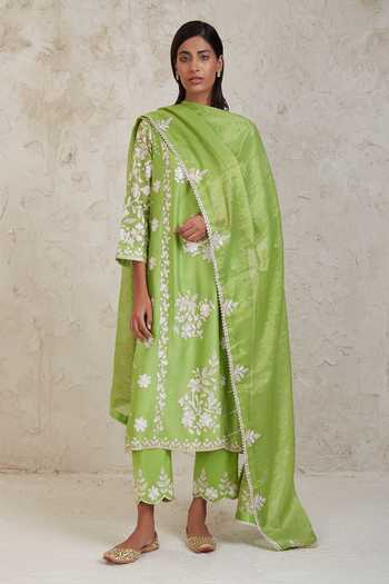 Sue Mue Hanan Chanderi Aari Work Kurta Pant Set 