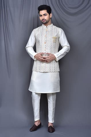 Arihant Rai Sinha Cream Sequin Embroidered Bundi Kurta Set 