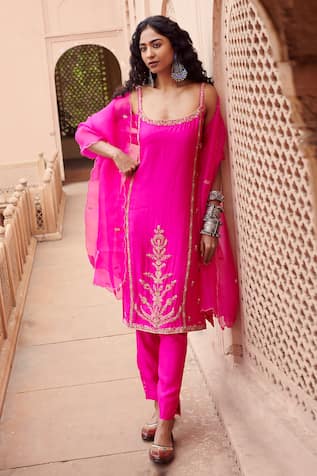 Pink City by Sarika Chandbali Embroidered Kurta Pant set 