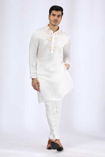 Neha Gursahani Embroidered Neckline Kurta Set 