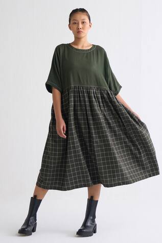 Checkered Pattern Dolman Sleeve Dress 