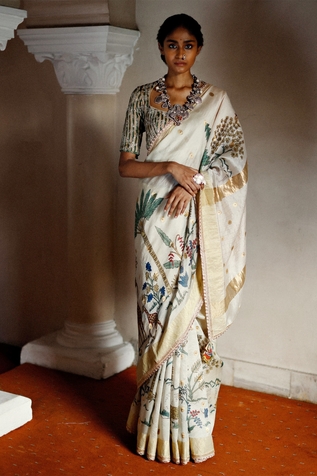Archana Jaju Animal Forest Pattern Saree With Blouse