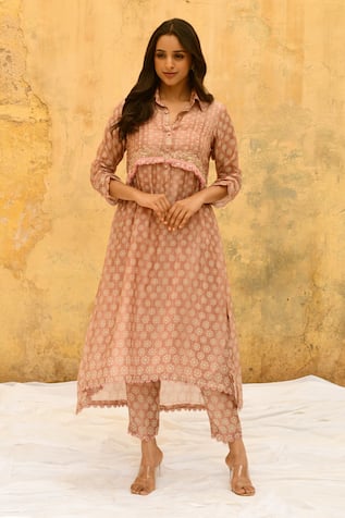 Label Niti Bothra Chandrakala Pattern Kurta & Pant Set 