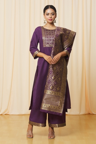 Khwaab by Sanjana Lakhani Straight Kurta Set With Woven Dupatta