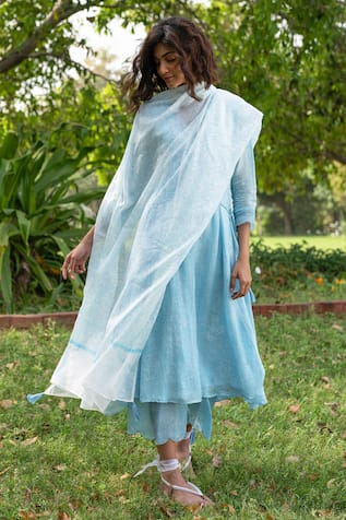 Zoon Handblock Kurta Set With Kota Doriya Dupatta 