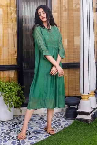 TATWA Handloom Chanderi Embroidered Dress