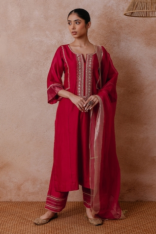 Label Mansi Nagdev Ayaat Chanderi Kurta Palazzo Set