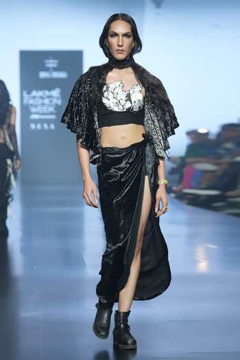 Rina Dhaka Velvet Dhoti Skirt Set With Embroidered Cape 