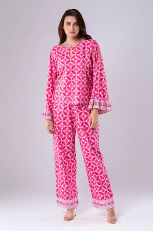 Flounce Sleeved Top And Pant Set 