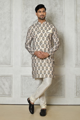 Samyukta Singhania Floral Print Overlap Bundi & Kurta Set