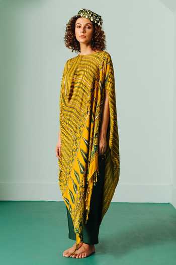Prahnaaya Hand Block Print Kaftan & Pant Set 