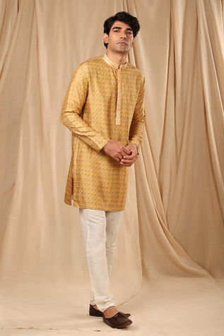 Masaba Wallflower Print Short Kurta