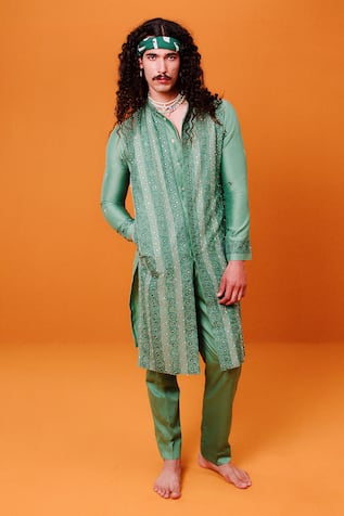 Wabi Sabi By Anshum-Ritesh Chanderi Embroidered Kurta Set 