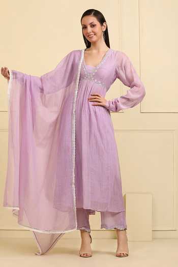 Neha Khullar V Neck Thread & Zari Kurta Pant Set 